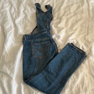 Levi’s womens Overalls